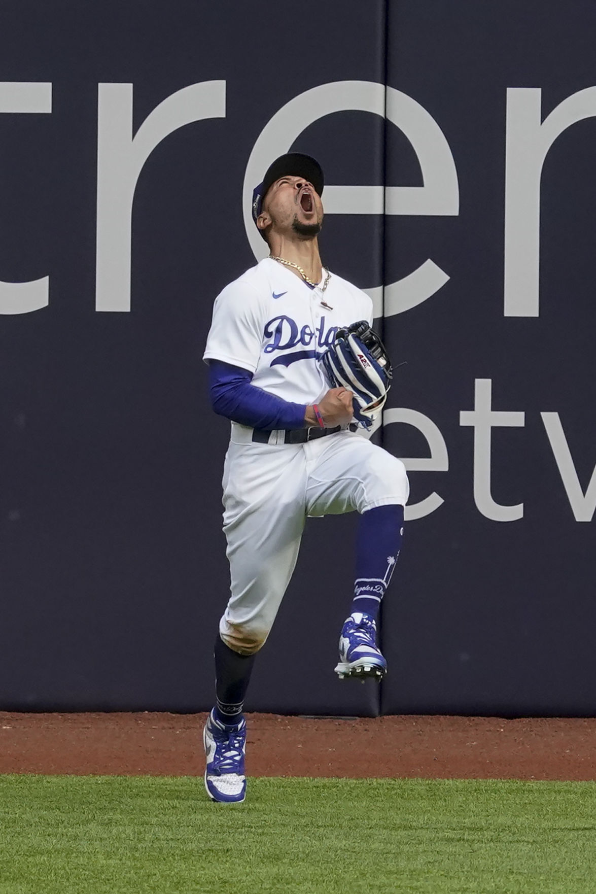 APTOPIX NLCS Braves Dodgers Baseball